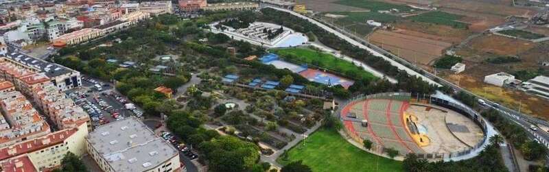 Vista aérea del parque urbano de San Juan/TA.